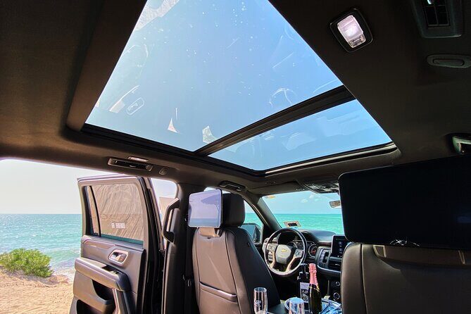 Luxury Suv departures from Tulum to Cancun Airport - The Luxury SUV Ride: Comfort and Privacy for Up to 6