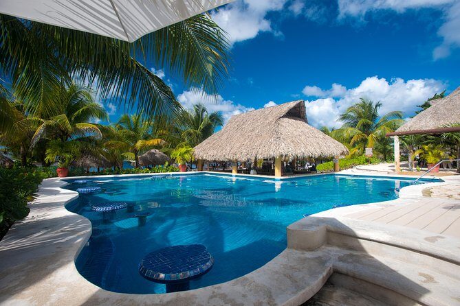 Mr. Sanchos Beach Club All-Inclusive Day Pass - Getting there from the cruise pier: taxi simple, no pickup