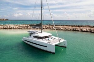 Private 40' Bali Catamaran – Drinks & Food Included - Food and drinks included: how the menu choices work in real life