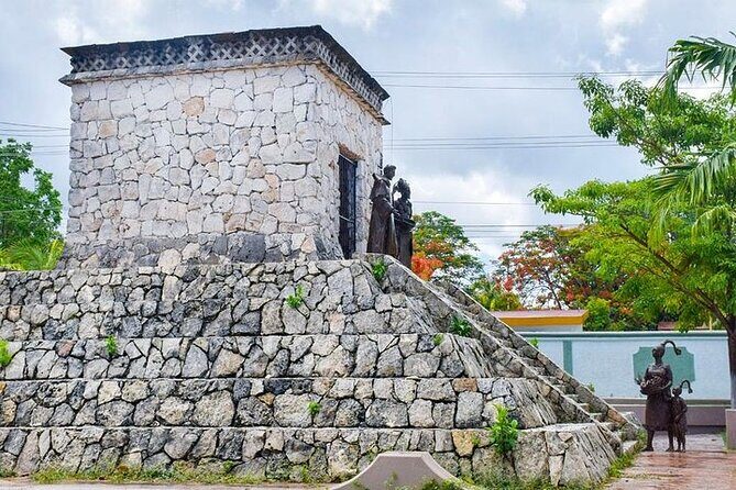 Private Tour: 5-Hour Cozumel Sightseeing with Private Driver and Tequila Tasting - Stop 1: Fuerza Aérea for WWII plane stories (30 minutes, free entry)