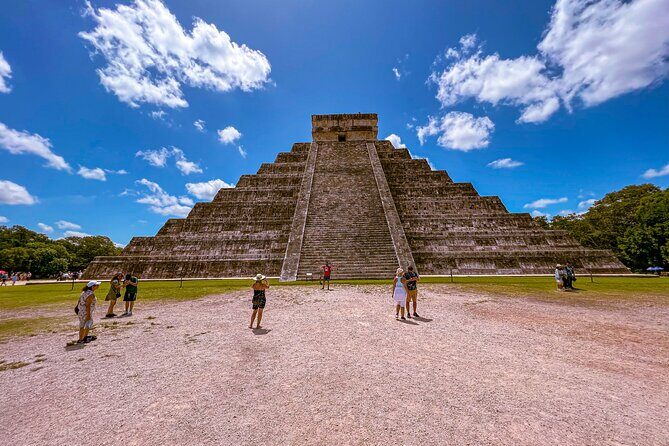 Private World Wonder Discovery Tour in Chichen Itza, Cenote and Valladolid - Cenote Xux Ha: the mid-day reset for heat, swim time, and calmer photos