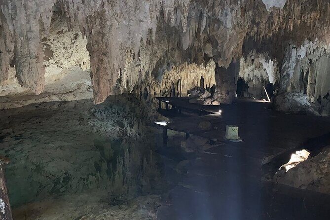 Selva Maya Eco Adventure Park: Ziplining, Hanging Bridges, Rappelling and Cenote - Lunch and Photos: what you eat and how you capture it