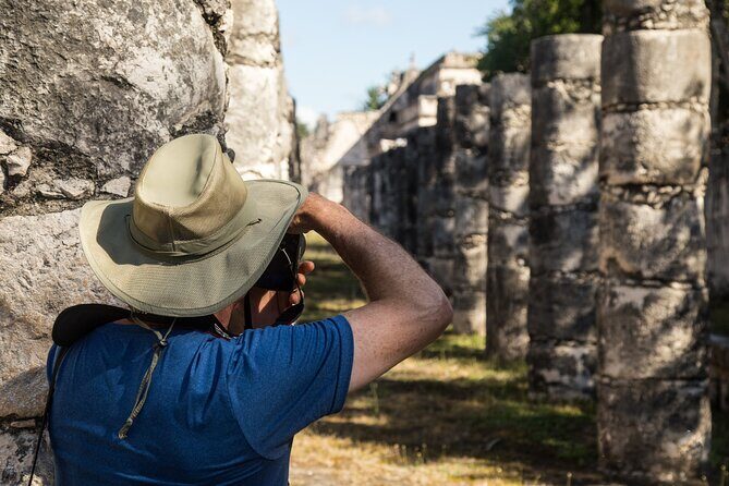 Skip the Line Chichen Itza Private Tour, Sacred Cenote & Lunch - Valladolid After the Ruins: A Proper Lunch and Town Square Time