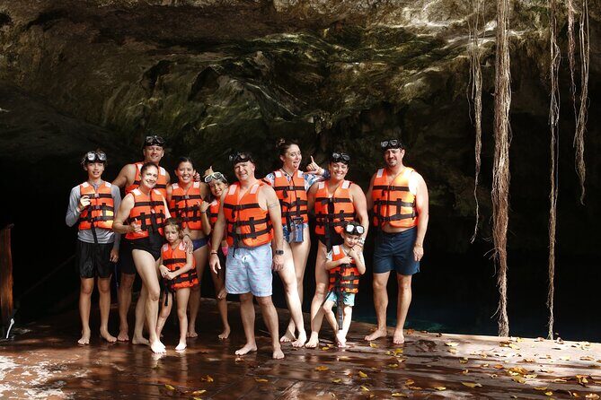 Small Group to Tulum Ruins Cenote Cave and Sea Turtles Snorkeling - Stop 3: Akumal Beach sea turtles and a very specific snorkeling rule