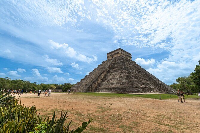 Small group tour to Chichen Itza early access + Cenote + Ekbalam - Chichén Itzá With a Real Guide: What You’ll Actually See