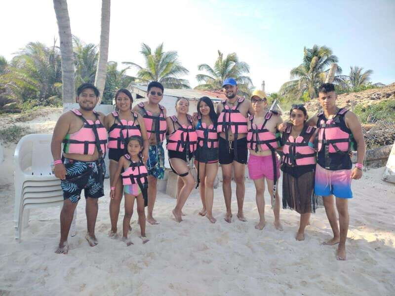 Tulum: 2 spot Reef Snorkel 1 hour 30 minutes - Finding the group at El Paraiso beach club and getting ready