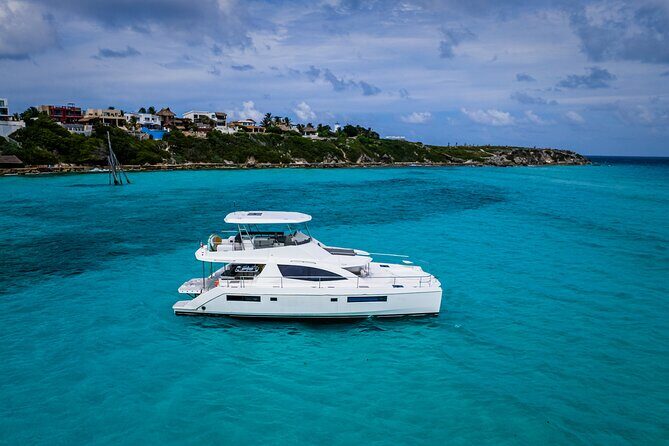 Tulum All Inclusive DJ Party – 51' Leopard PowerCat 4h - Who should book this DJ yacht cruise?