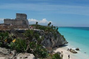 Tulum Express Riviera Maya - Your Guided Walk Through the Walled City