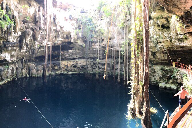 VIP Chichen Itza Private Tour - Luxury Car - Valladolid lunch and colonial walking time